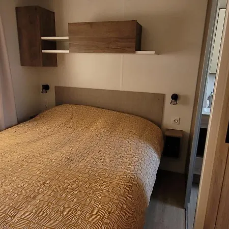 Neuf 6 Places Au Calme, Proche Ocean Et * 라카노오세앙